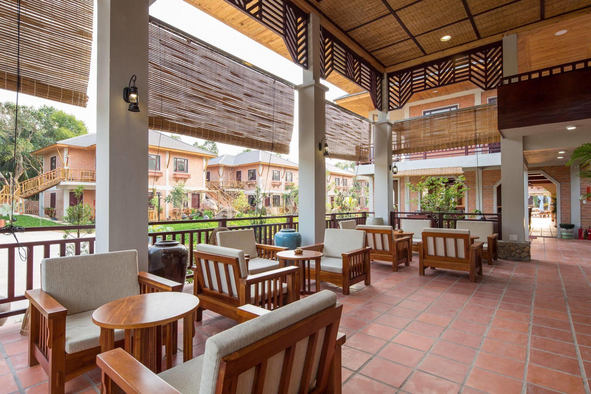 Vela Phu Quoc Resort Exterior photo