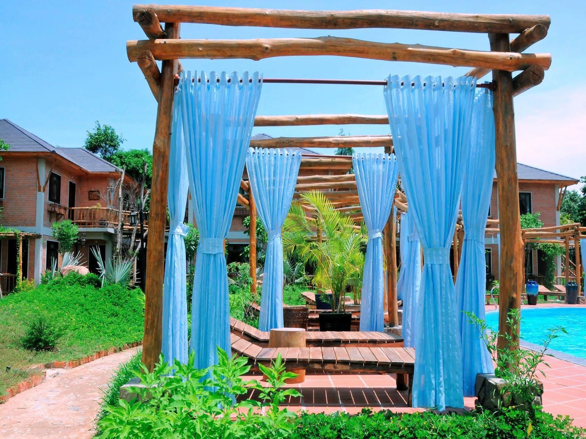 Vela Phu Quoc Resort Exterior photo